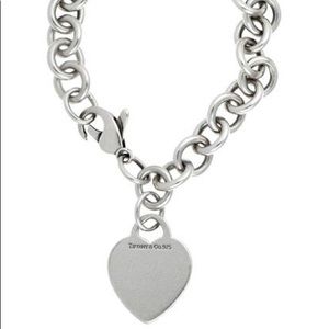 Tiffany & Company heart toggle bracelet
